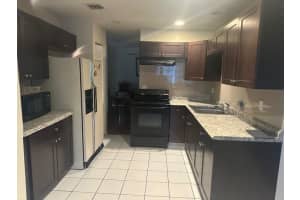 306 SW 6th Avenue, Delray Beach, FL 33444 Sold 03/04/25