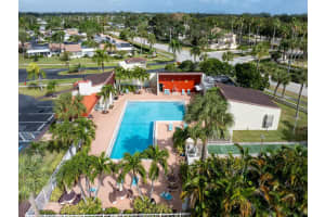 2528 Boundbrook Drive S 208, West Palm Beach