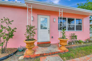 744 E Troy Boulevard, West Palm Beach, FL 33409 Sold 01/30/25