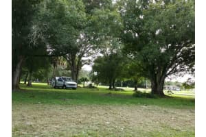 806 NW 10th Street, Okeechobee, FL 34972 Sold 02/19/25