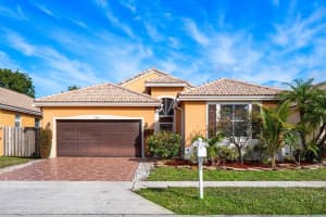 9531 Lago Drive, Boynton Beach, FL 33472 Sold 05/21/25