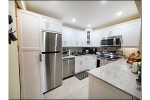 427 Pine Glen Lane A-1, Greenacres, FL 33463 Sold 02/14/25