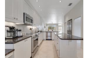 8170 Bob O Link Drive, West Palm Beach, FL 33412 Sold 03/19/25