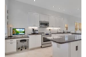 8170 Bob O Link Drive, West Palm Beach, FL 33412 Sold 03/19/25