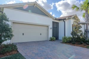 786 SE Courances Drive, Port Saint Lucie, FL 34984 - MLS#R11047269