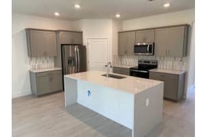 6850 SE Park Trace Drive, Stuart, FL 34997 Sold 01/31/25