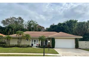 2758 Biarritz Drive, Palm Beach Gardens