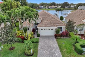 2527 Egret Lake Drive, Greenacres, FL 33413 Sold 03/28/25
