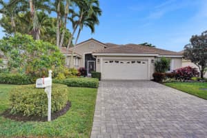 2527 Egret Lake Drive, Greenacres, FL 33413 Sold 03/28/25