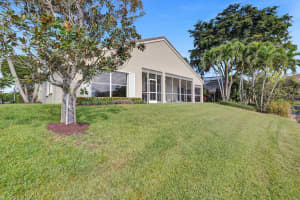 2527 Egret Lake Drive, Greenacres, FL 33413 Sold 03/28/25