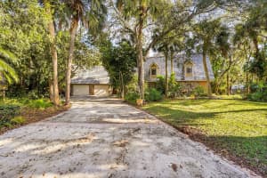 3604 Wilderness Drive E, Fort Pierce, FL 34982 Sold 02/24/25