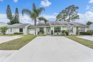 115 Oakwood Drive, Jupiter, FL 33458 Sold 02/06/25