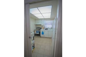 2833 Crosley Drive W C, West Palm Beach, FL 33415 - MLS#R11047638