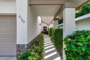 4780 Boxwood Circle, Boynton Beach, FL 33436 Sold 02/21/25