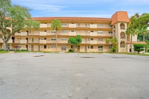 6200 S Falls Cir Drive 310, Lauderhill