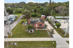 302 N Loxahatchee Drive, Jupiter, FL 33458 Sold 01/31/25