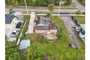 302 N Loxahatchee Drive, Jupiter, FL 33458 Sold 01/31/25