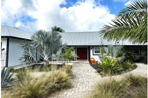 2302 Atlantic Beach Boulevard, Hutchinson Island, FL 34949 Sold 03/10/25
