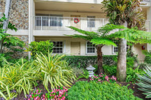 800 Cypress Grove Drive 110, Pompano Beach, FL 33069 Sold 03/31/25