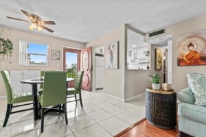 225 Bonnie Boulevard 302, Palm Springs, FL 33461 - MLS#R11047949
