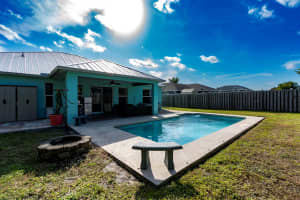 685 SE Sweetbay Avenue, Port Saint Lucie, FL 34983 Sold 02/27/25
