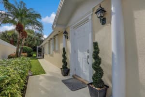 129 Euphrates Circle, Palm Beach Gardens, FL 33410 Sold 04/30/25