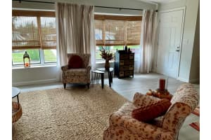 188 W West Caribbean W, Port Saint Lucie, FL 34952 Sold 01/24/25