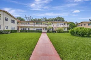 34 Camden B, West Palm Beach, FL 33417 Sold 02/07/25