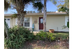 882 SW Ivanhoe Drive, Port Saint Lucie, FL 34983 Sold 05/30/25