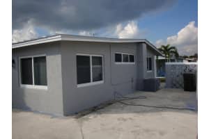 1458 7th Street, West Palm Beach, FL 33401 Sold 04/04/25