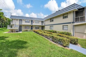 215 Brittany E, Delray Beach, FL 33446 Sold 02/21/25