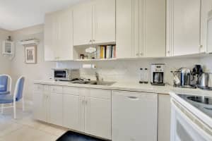 8736 Bella Vista Drive, Boca Raton, FL 33433 Sold 02/12/25
