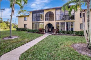 219 Pine Hov Circle C-2, Greenacres, FL 33463 Sold 03/10/25