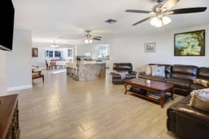 120 Park Lane E, Hypoluxo, FL 33462 - MLS#R11048085