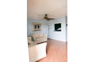 200 Village Green Circle E K311, Palm Springs, FL 33461 Sold 05/29/25