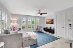 1050 Crystal Way O, Delray Beach, FL 33444 Sold 01/24/25