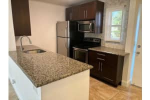 2131 Ne 1st Court 105, Boynton Beach