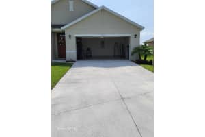 2220 SW Garfield Drive SW, Vero Beach, FL 32968 Sold 03/03/25