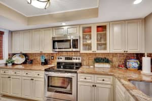 10152 S Ocean Drive 511 B, Jensen Beach, FL 34957 Sold 04/04/25