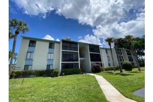 1105 Green Pine Boulevard D3, West Palm Beach