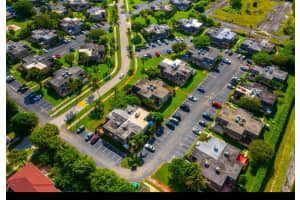 199 Woodland Road 199, Palm Springs, FL 33461 Sold 07/18/25