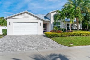 1270 Singer Drive, Riviera Beach, FL 33404 Sold 06/13/25