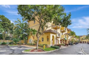 2512 SW 14th Avenue 501, Fort Lauderdale, FL 33315 Sold 03/14/25
