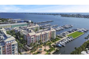 804 E Windward Way 107, Lantana, FL 33462 Sold 04/10/25