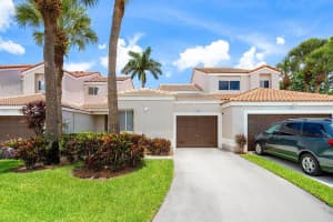 10420 Plaza Centro, Boca Raton, FL 33498 Sold 04/03/25