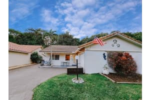 402 Shadow Wood Lane, Coral Springs