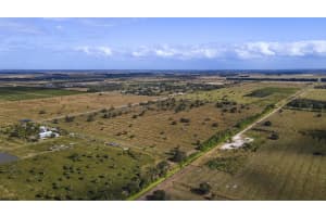 2321 Sneed Road, Fort Pierce, FL 34945 - MLS#R11048370