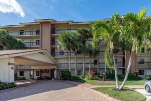 801 Seafarer Circle 305, Jupiter, FL 33477 Sold 03/17/25
