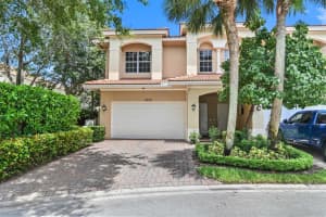 4930 Vine Cliff Way E, Palm Beach Gardens, FL 33418 Sold 04/11/25