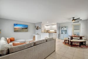 566 Brittany L, Delray Beach, FL 33446 - MLS#R11048633